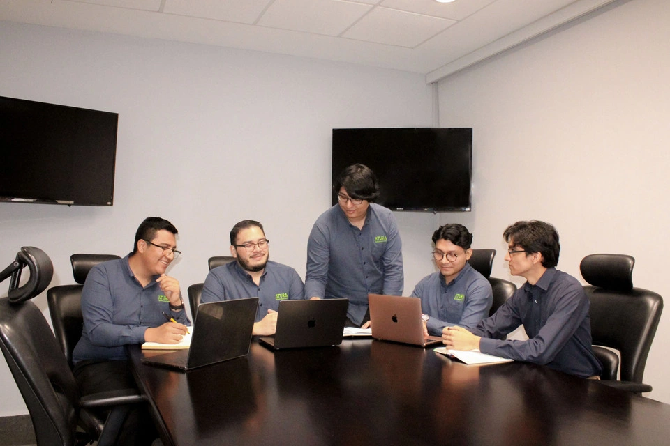 Equipo SAME | Creación de identidad de marca